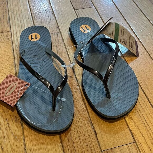 Havaianas Shoes - Havaianas Women's Flip Flops Gray Size 11/12W Beach Casual Sandals